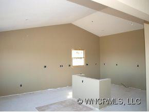 143 Heather Circle - Photo 10
