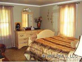 1089 GRANDVIEW ROAD - Photo 5