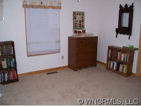 13 Falls Creek Court - Photo 8