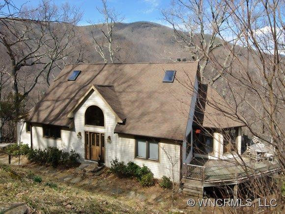 9 WHITE BIRCH CT