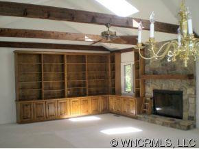 643 Mountain View Dr. - Photo 2