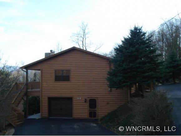 39 Periwinkle Lane