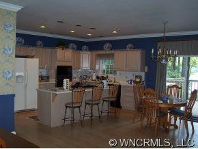 1818 WEST CLUB - Photo 7