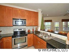 9 KENILWORTH KNOLL #125 - Photo 3