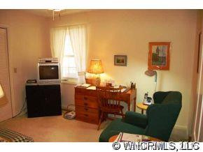105 EXETER COURT - Photo 9