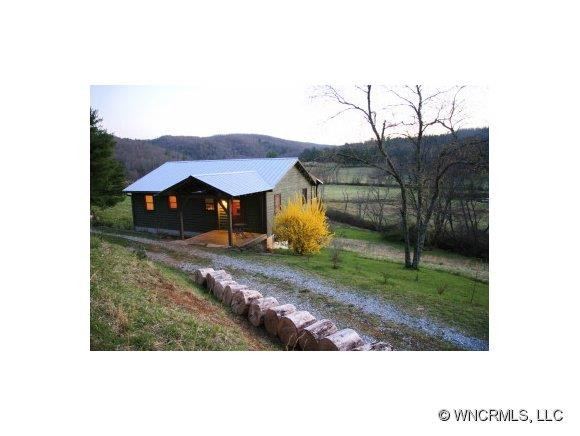 4097 Silversteen Rd
