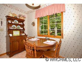 2431 W. Cumming Woods Lane - Photo 6