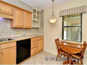 1504 ABBEY CIRCLE - Photo 4