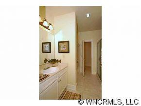 9 KENILWORTH KNOLL UNIT 305 - Photo 6
