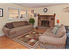 40 OAK RIDGE DRIVE - Photo 3