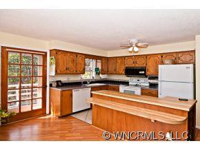 40 OAK RIDGE DRIVE - Photo 5