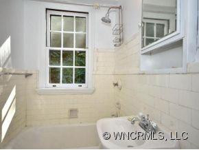 185 MACON AVENUE, B-6, - Photo 12
