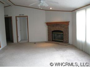 140 Danielle Drive - Photo 2