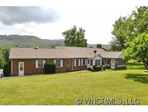 208 Hawthorn Drive - Photo 14