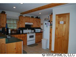 557 Connies Cove - Photo 4