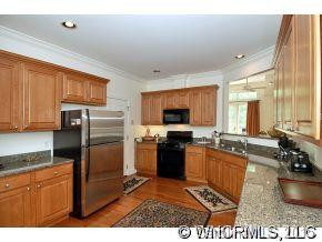 111 CHANCERY CT - Photo 4