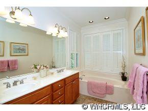 111 CHANCERY CT - Photo 7
