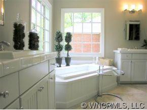 270 Red Maple - Photo 8