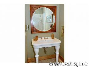115 HICKORY NUT COVE ROAD - Photo 11