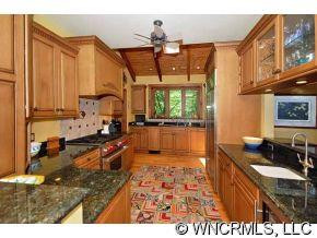 115 HICKORY NUT COVE ROAD - Photo 6