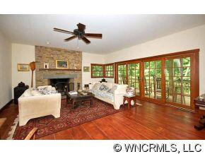 140 MCELRATH ROAD - Photo 2