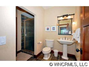 140 MCELRATH ROAD - Photo 12