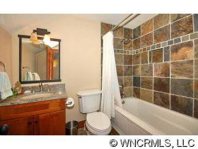140 MCELRATH ROAD - Photo 9