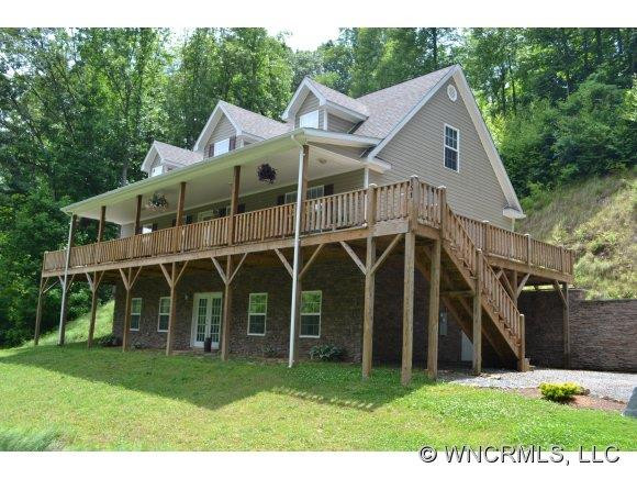 151 Hopper Cove