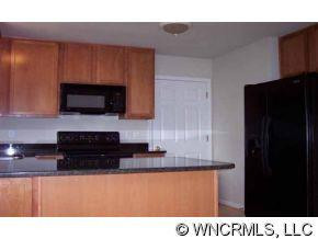 31 Birkshire Way - Photo 2