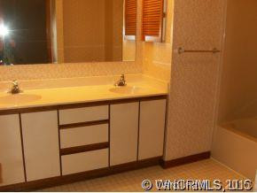 356 Laurel Park Place - Photo 8