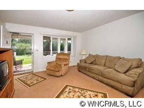 15 SPRING LAKE DRIVE - Photo 3