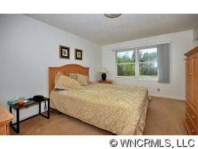 15 SPRING LAKE DRIVE - Photo 7