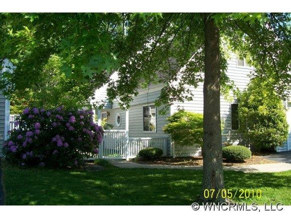 3 Stuart Circle