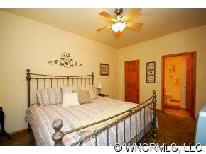 210 Cottage Lane - Photo 8