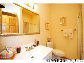 210 Cottage Lane - Photo 9