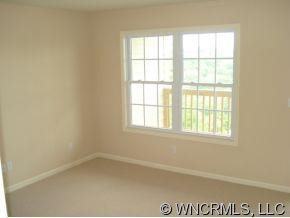 77 Rotunda Circle - Photo 11