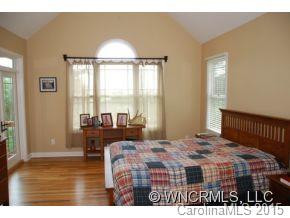 433 Hideaway Dr - Photo 16