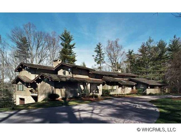 39 HILLTOP ROAD