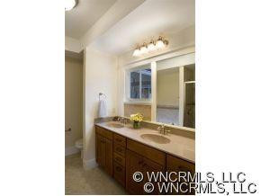 54 Cheshire Drive - Photo 5