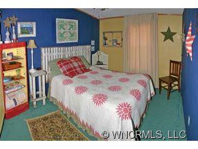 21 Dot Street - Photo 12