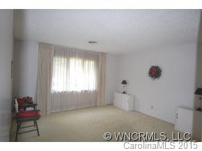 520 Crowfields Lane - Photo 9