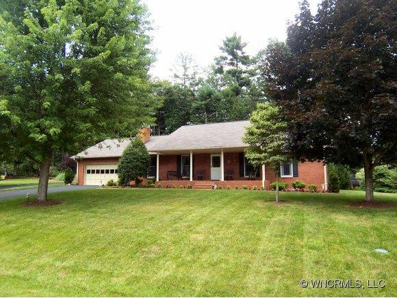 12 Clarion Drive
