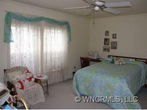 400 Riverwind - Photo 6