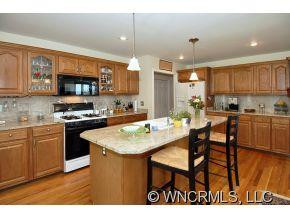 207 Presidential Drive - Photo 5
