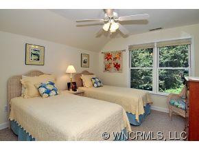 207 Presidential Drive - Photo 9
