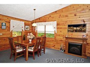 388 MEGAN DRIVE - Photo 5