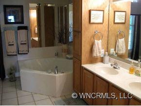 125 Green River Cove Road - Photo 10