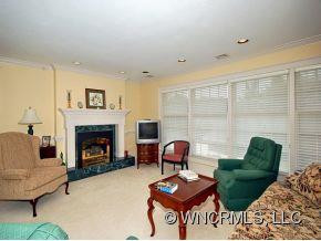 61 EQUITY COURT - Photo 4
