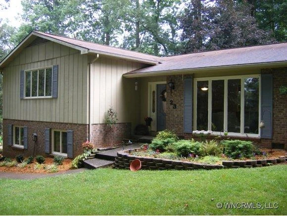 23 Spring Cove Drive