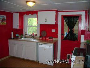 7 MITCHELL STREET - Photo 3